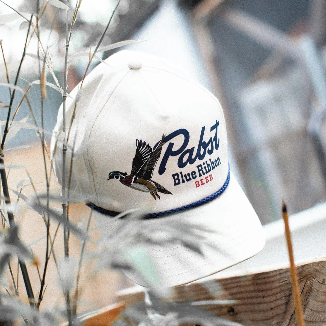 AMERICAN NEEDLE Pabst Blue Ribbon PBR Beer Unisex Adjustable Snapback Baseball Hat