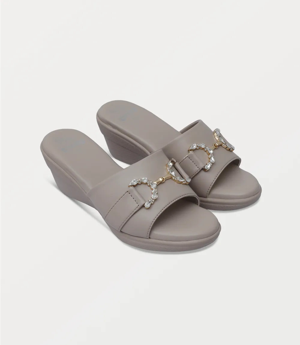 BW10458-FAWN-Women Comfort Slipper
