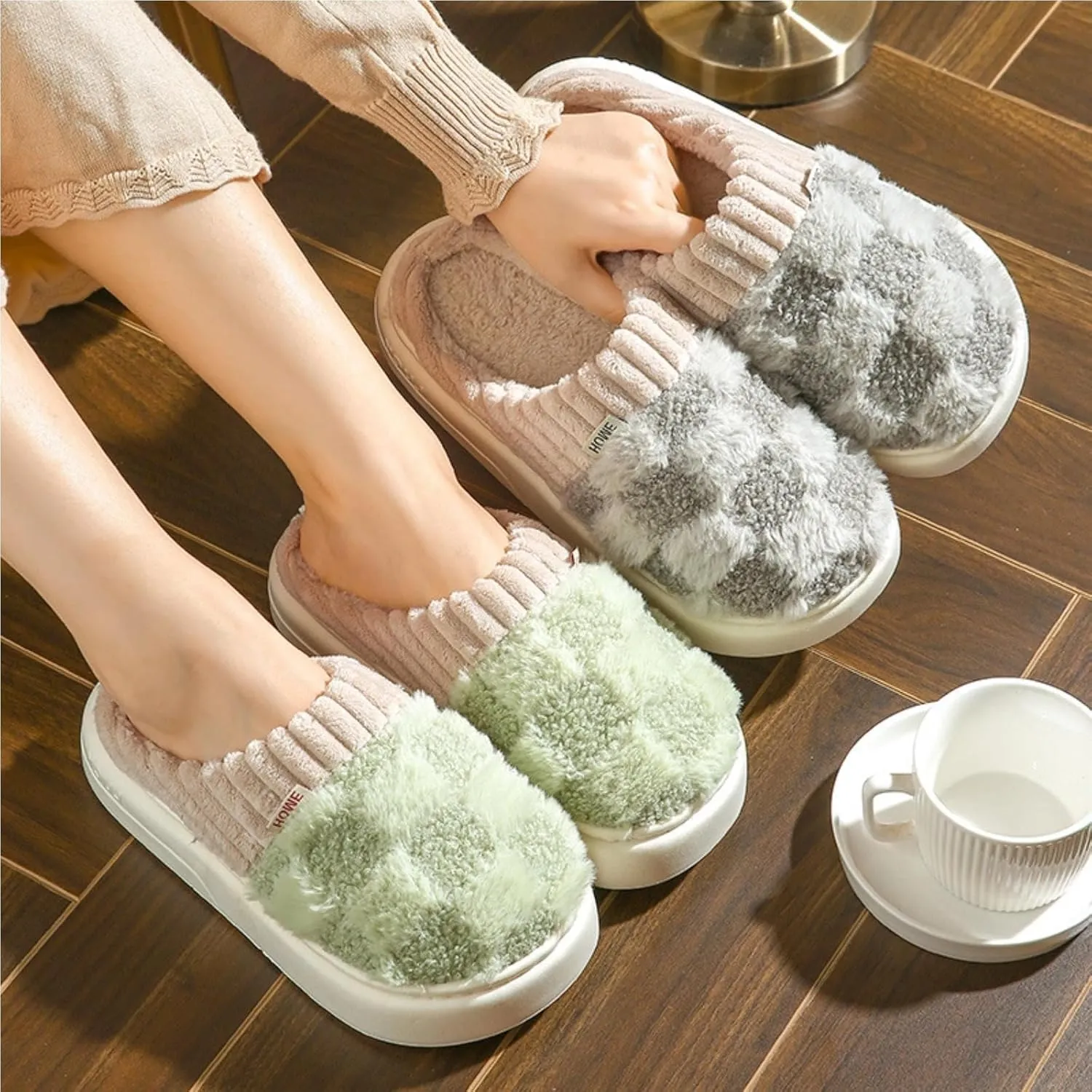 Checkered Slippers for Women Men Indoor Comfy Plaid House Slides Shoes Checkerboard Fuzzy Plush Winter Warm Slippers Slip On Bedroom Slippers Cozy Non-Slip Home Slippers