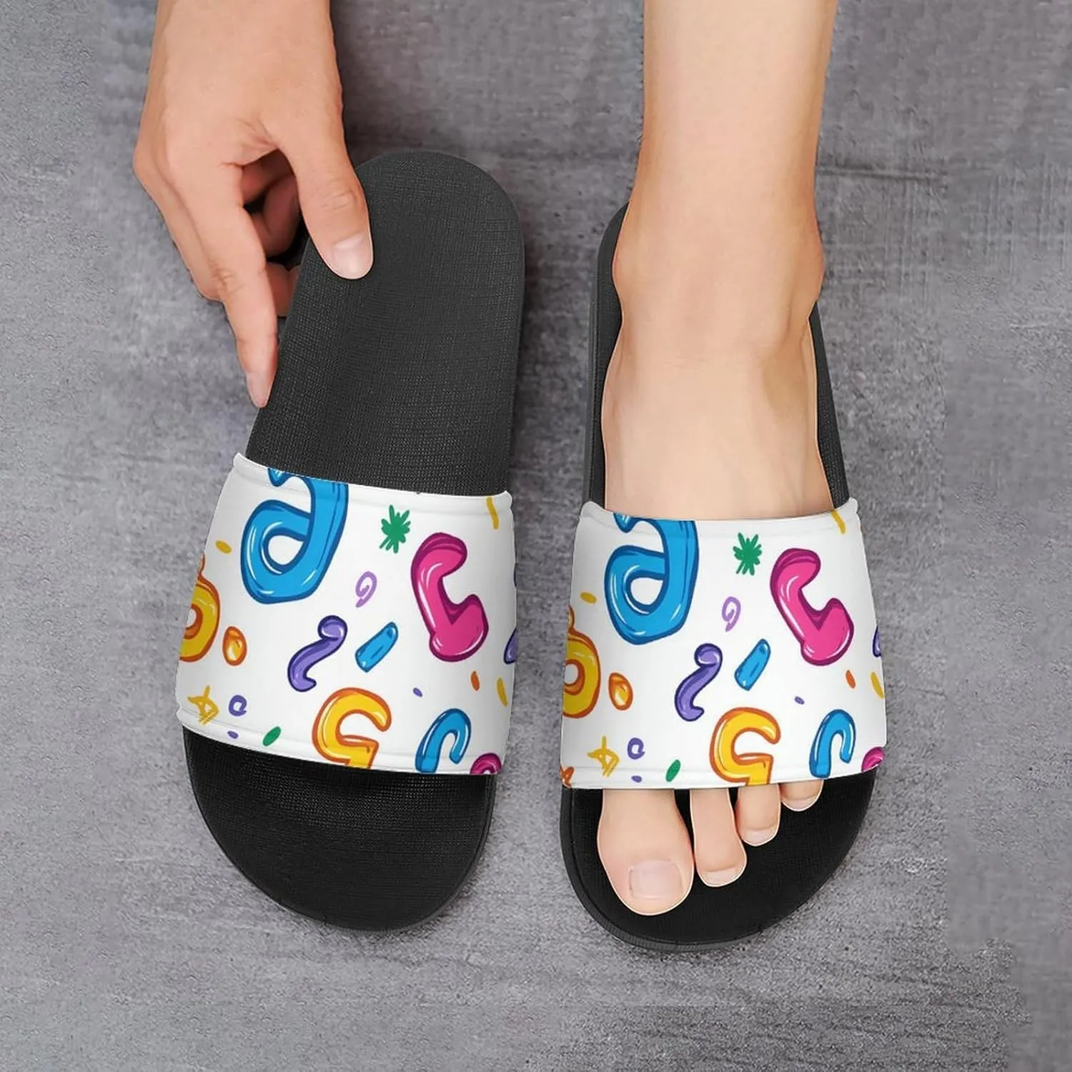 Colorful Math Numbers Graffiti Slippers Indoor Outdoor Unisex House Slipper Shower Slippers Non-Slip Open Toe Shoes