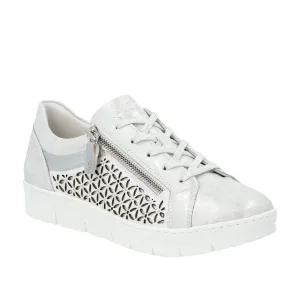 D5830 Lace Up Sneakers
