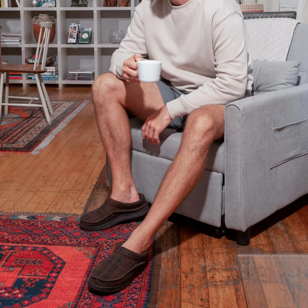 Dearfoams Men's Thompson Memory Foam Indoor/Outdoor Clog Slipper