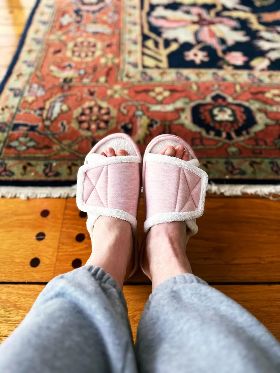 Dearfoams Women's Adjustable Indoor/Outdoor Machine Washable Memory Foam Slide
