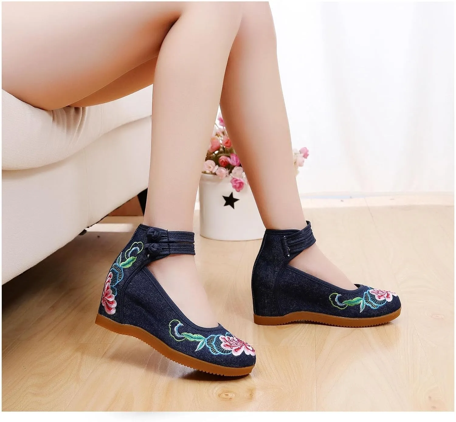 Exquisite Embroidered Ankle Strap Wedge Shoes Casual Walking Sandals Soft Dress Bridal Wedding Dance Shoes For Women
