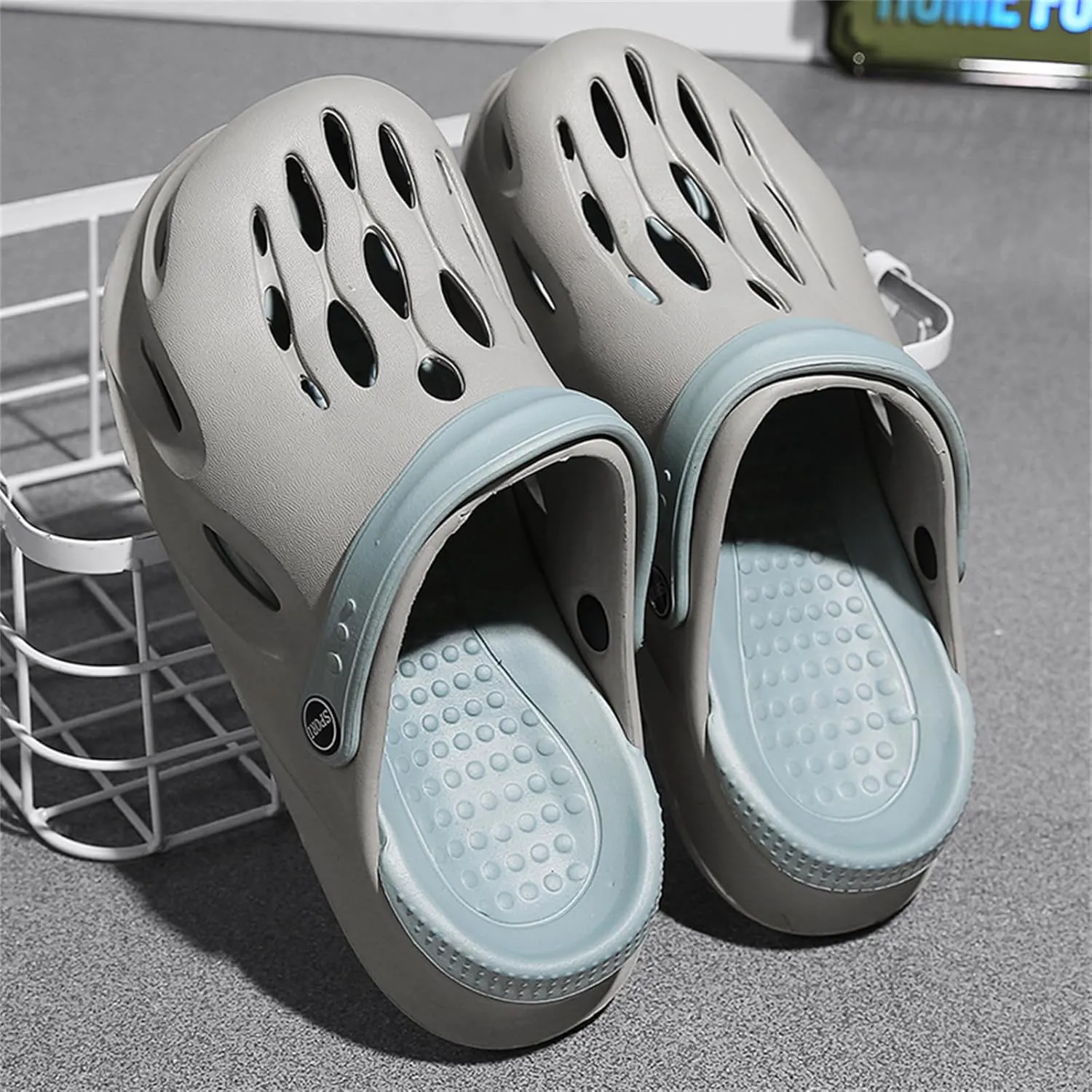FLIOZY Mens Casual Slip-On Hollow Out Arch Support Clogs Garden Shoes Slip-on Outdoor Beach Slippers