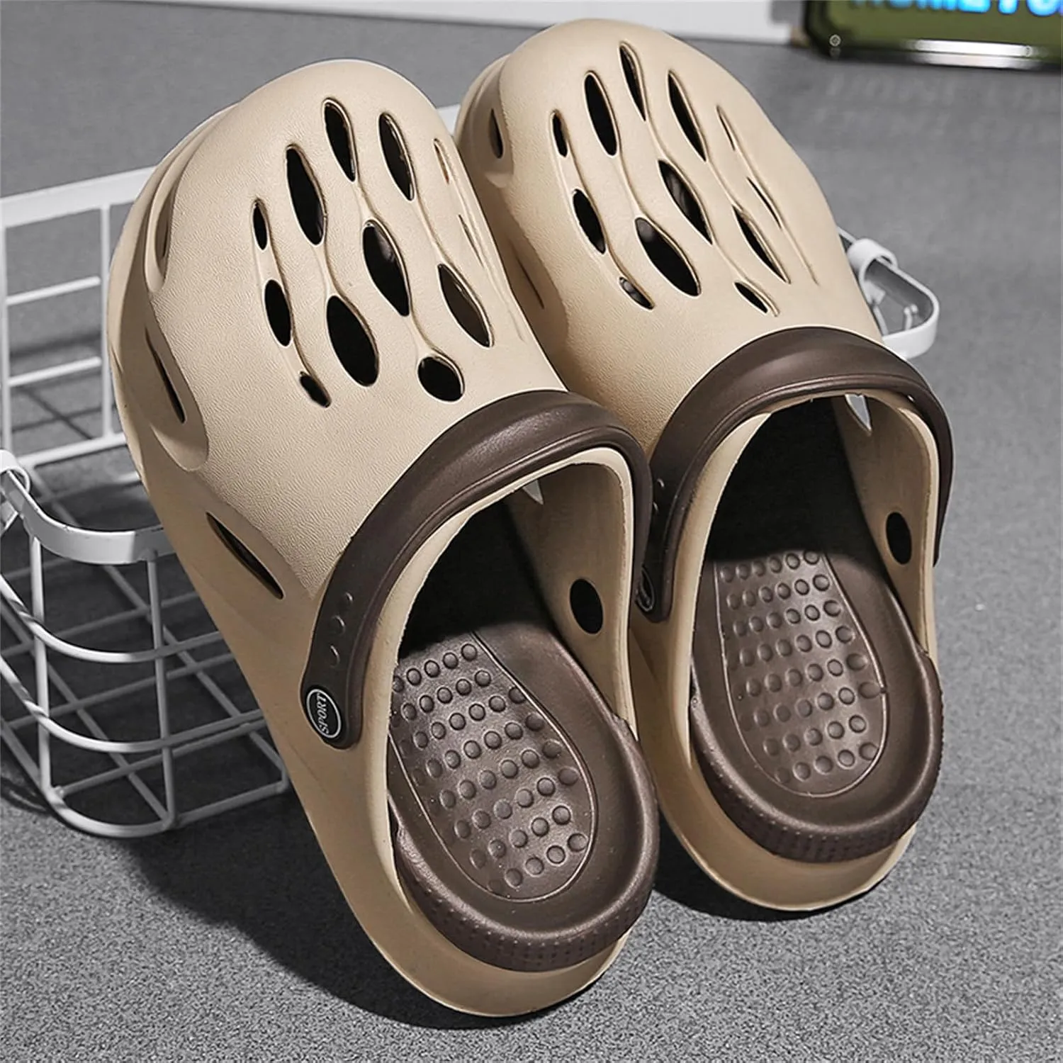 FLIOZY Mens Casual Slip-On Hollow Out Arch Support Clogs Garden Shoes Slip-on Outdoor Beach Slippers
