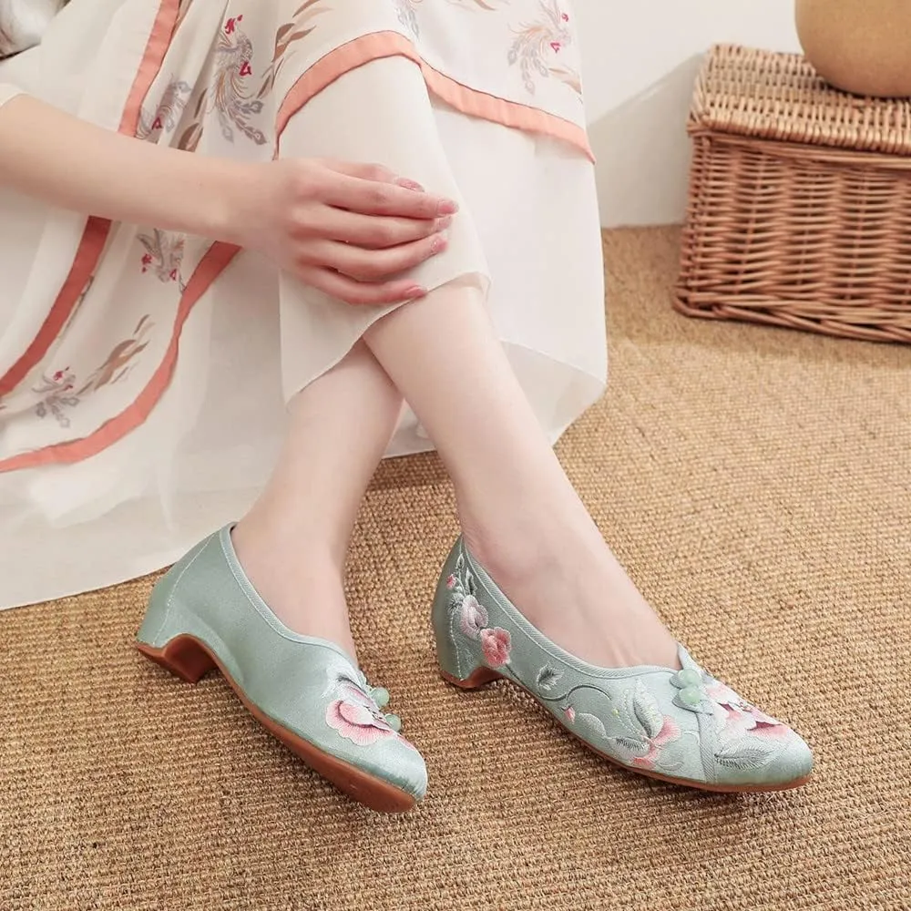 Floral Handmade Embroidered Shoes for Women Retro Classic Ballet High Heels Shoes Pointed Toe Slip On Comfortable Loafer Mary Jane Flats Cheongsam Shoes
