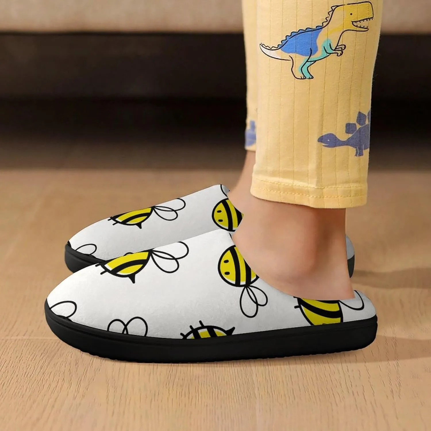Flying Bumble Bees Boys Girls House Slippers with Microfleece Lining Cozy Household Shoes Non-slip for Kids