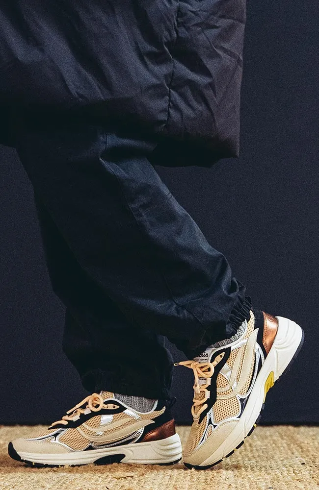 G-eco '99 metallic off-white black silver sneaker