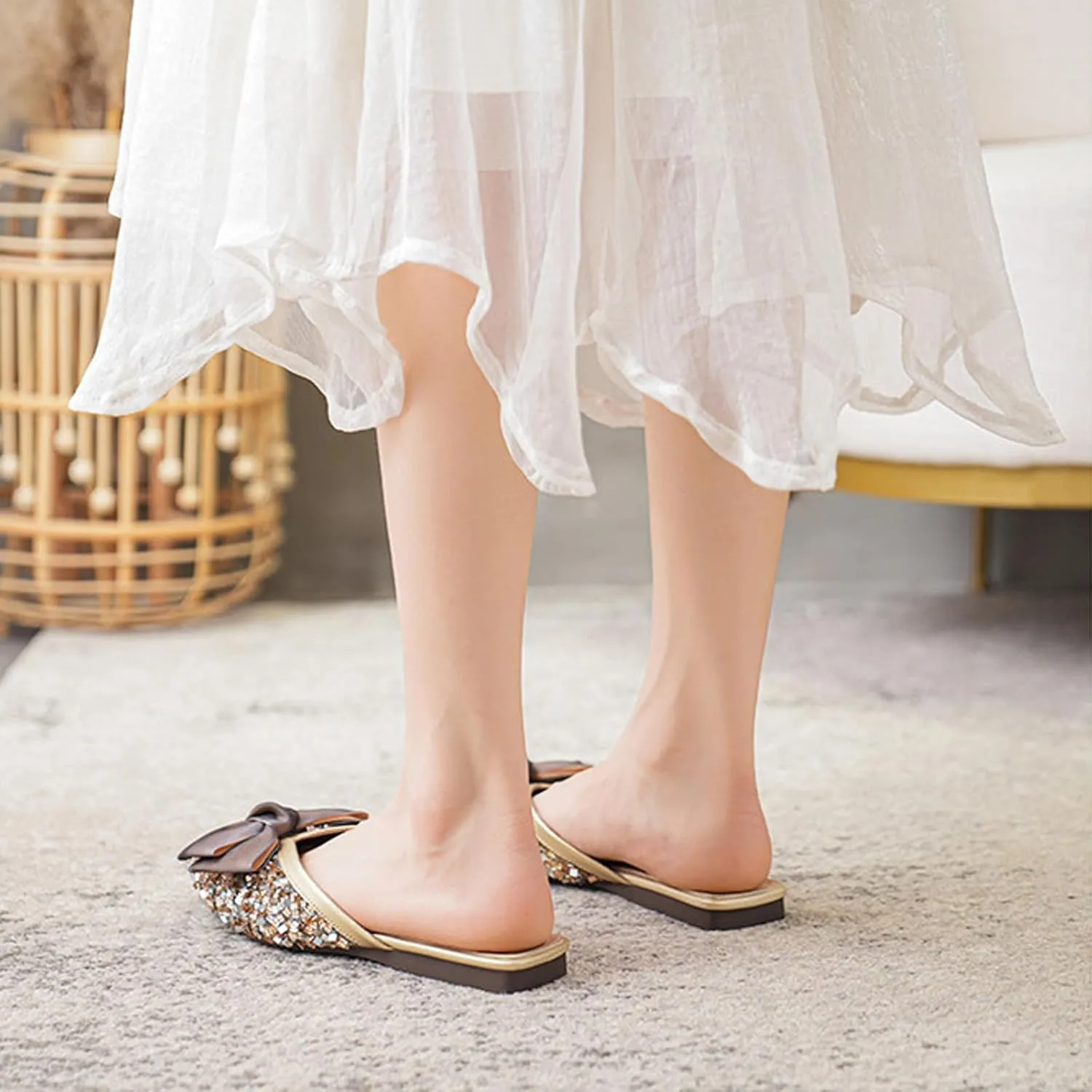 Helenbra Women's Rhinestone Bow Pointed Toe Flat Mules,Cute Bow Decorated Sparkling Sequins Comfortable Slip on Backless Lightweight Slides Casual Business Bridesmaid Wedding Party Mule Shoes
