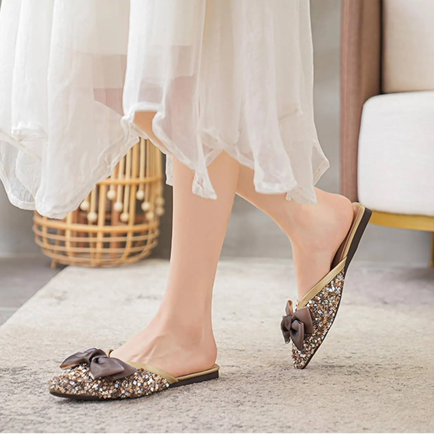 Helenbra Women's Rhinestone Bow Pointed Toe Flat Mules,Cute Bow Decorated Sparkling Sequins Comfortable Slip on Backless Lightweight Slides Casual Business Bridesmaid Wedding Party Mule Shoes