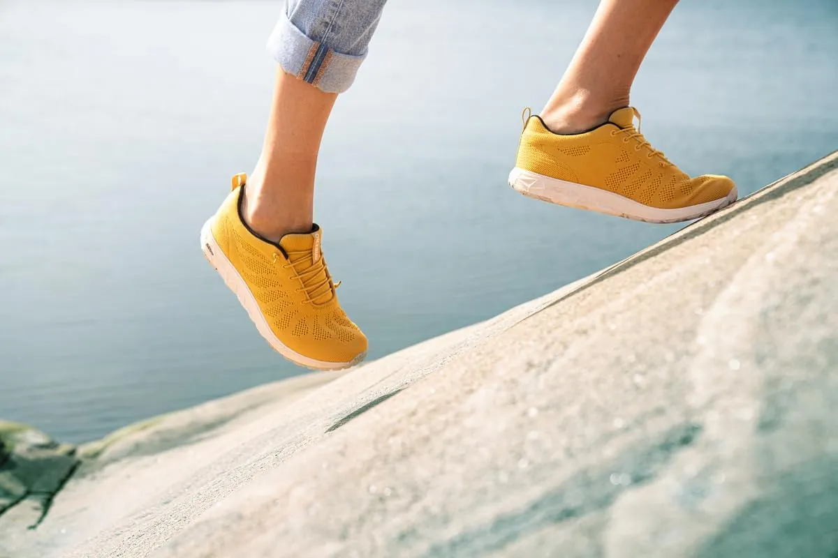 Icebug Eli RB9X – Lightweight Summer Sneaker for Men & Women, Breathable Mesh, Slip-On Design, High-Traction RB9X Outsole, Scandinavian Look