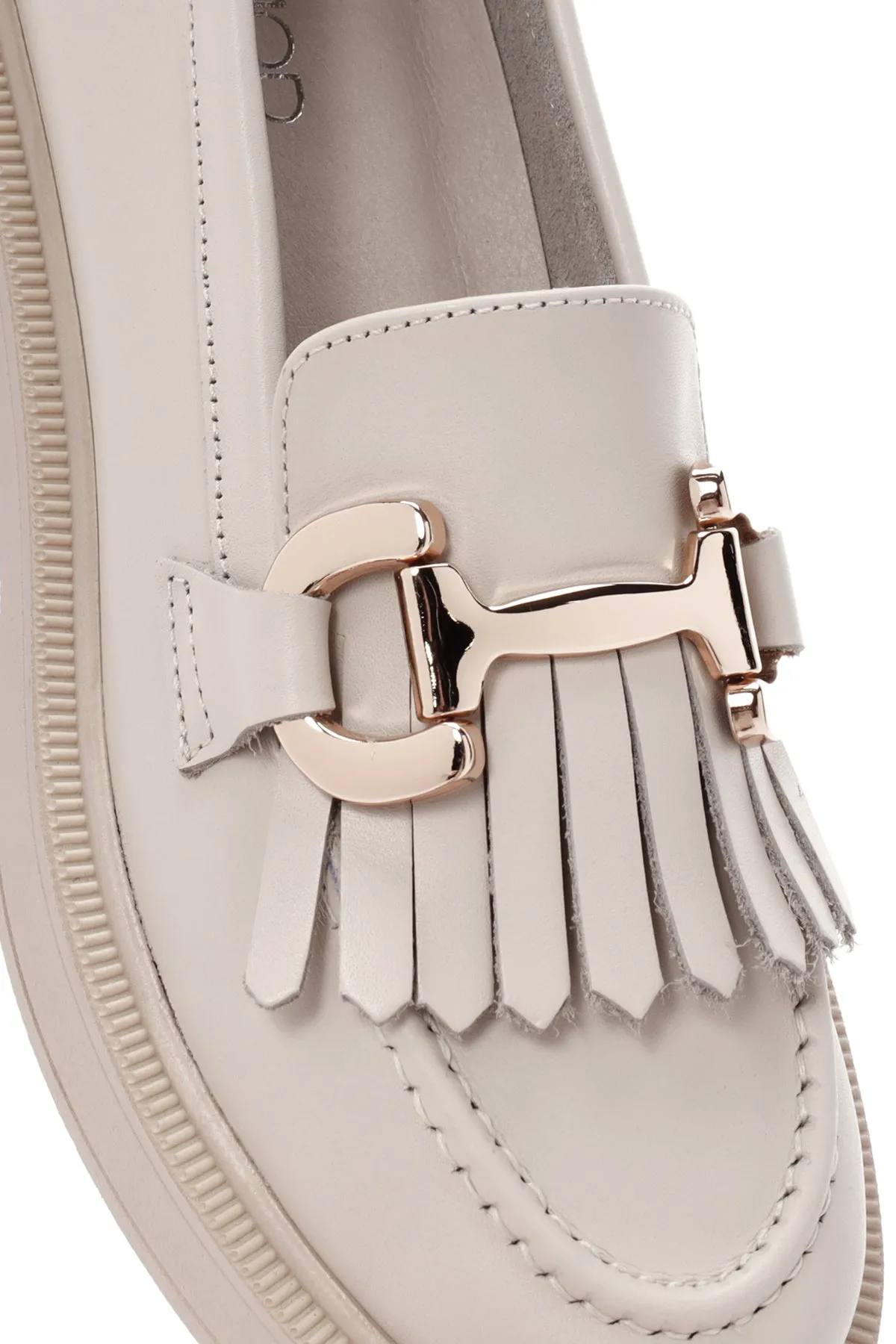 Kadın Krem Püsküllü Deri Casual Loafer