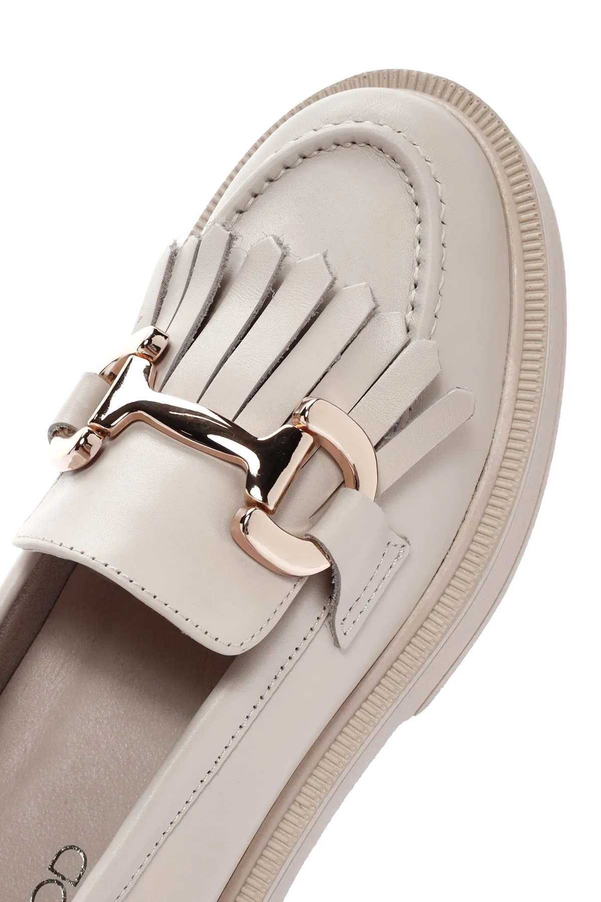 Kadın Krem Püsküllü Deri Casual Loafer
