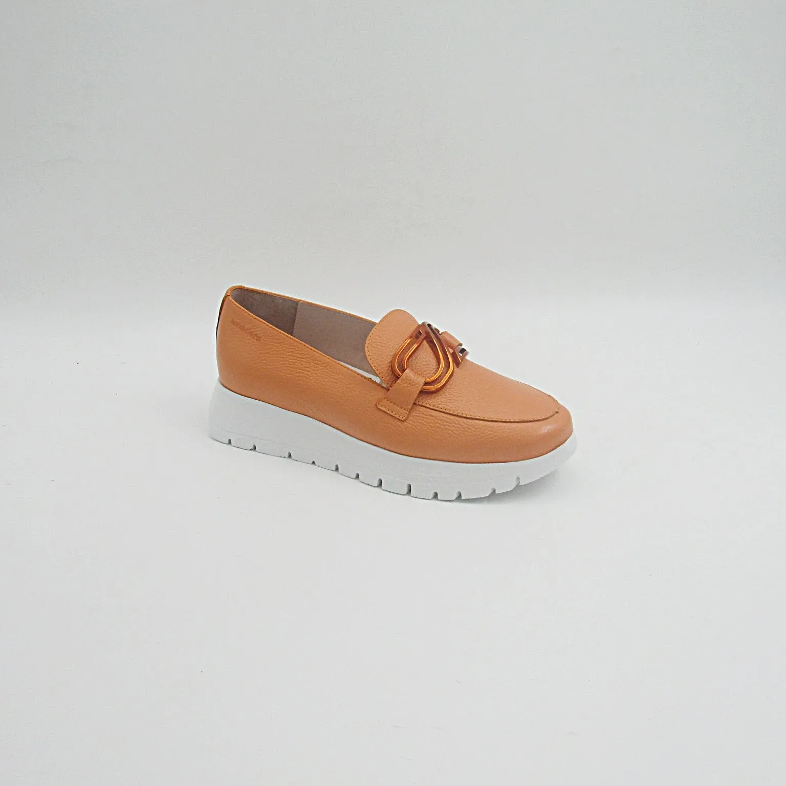 LOAFER