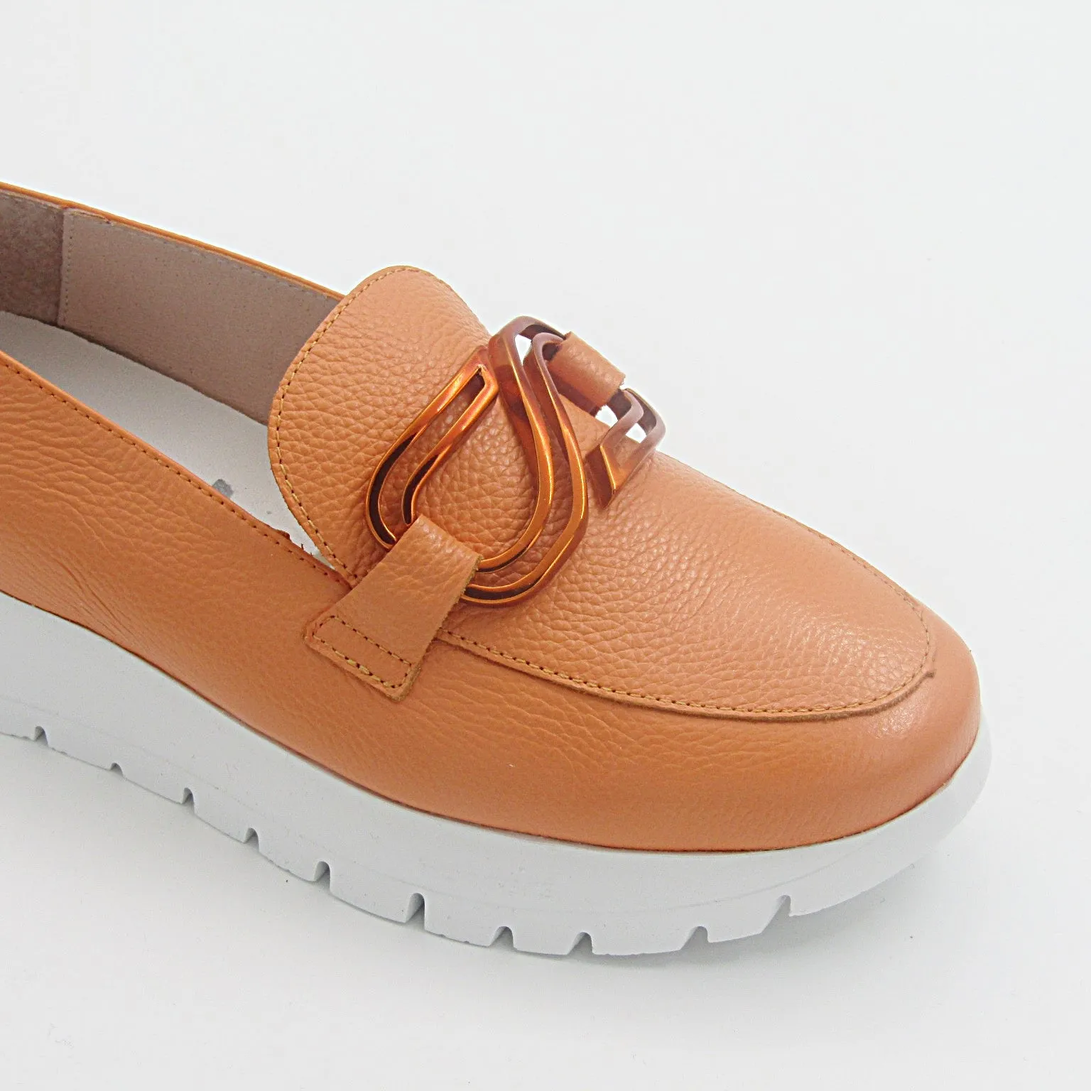 LOAFER