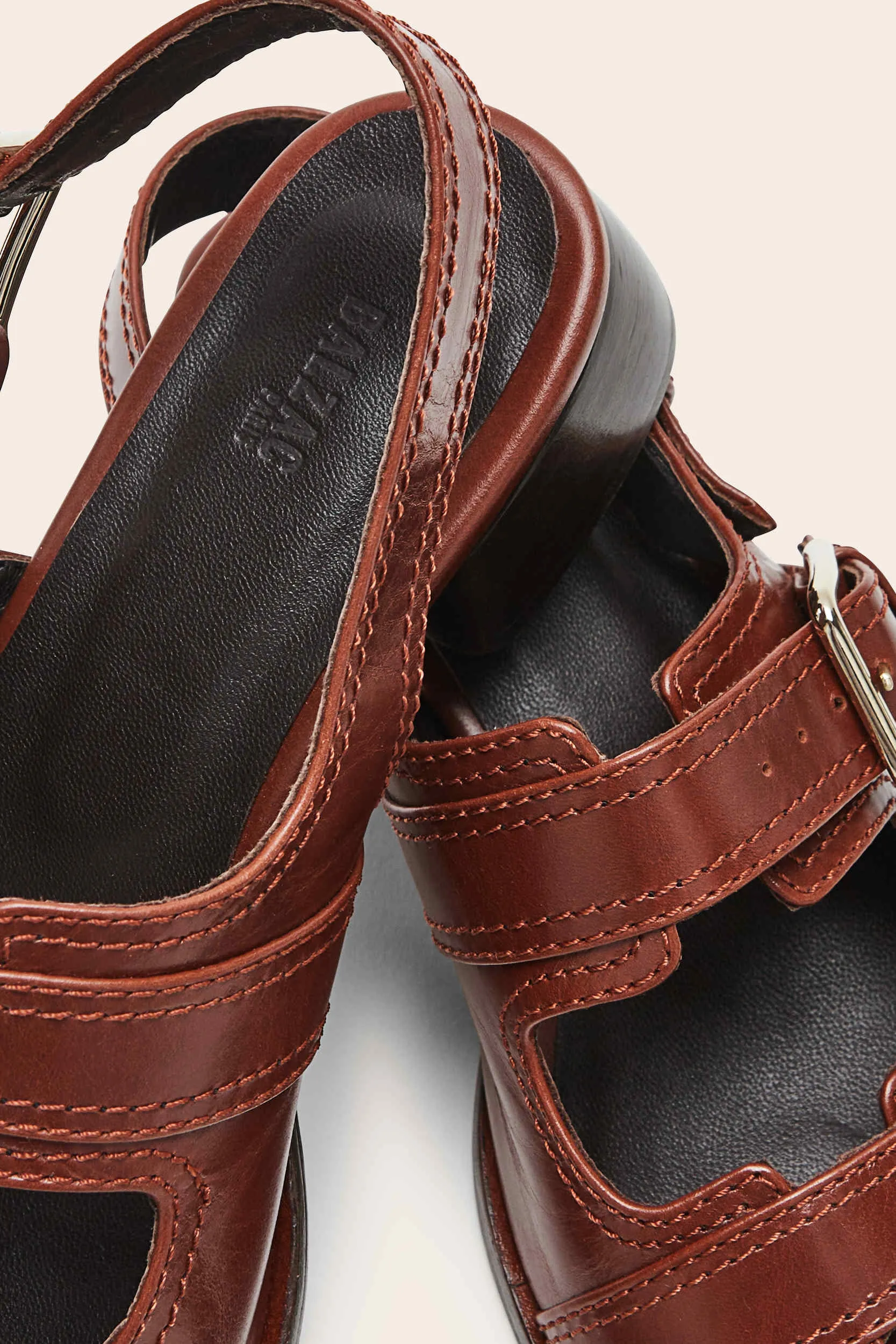 Mules Flor camel