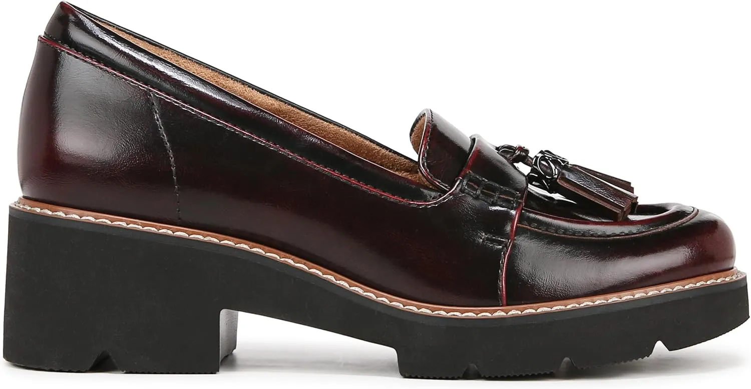 Naturalizer Women's Committed Loafer