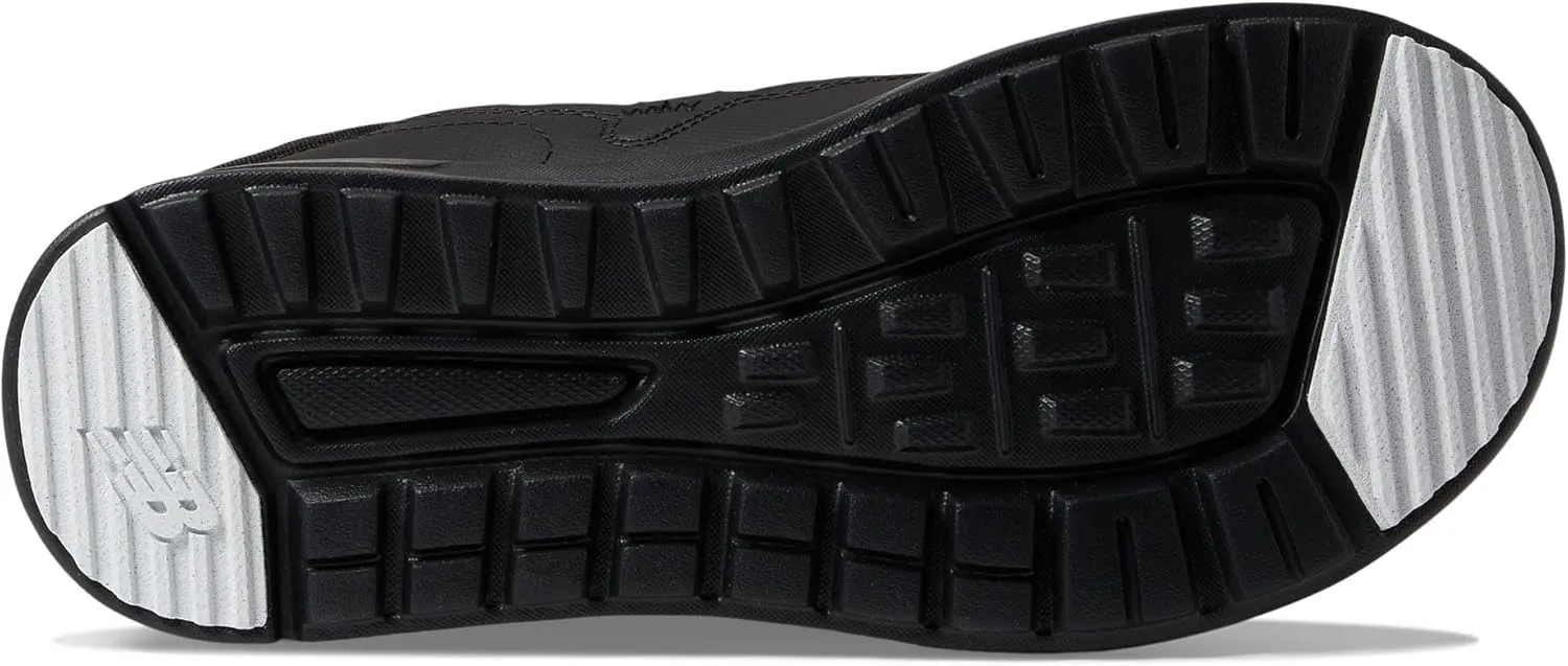 New Balance Unisex-Adult Caravan Moc V2 Slipper