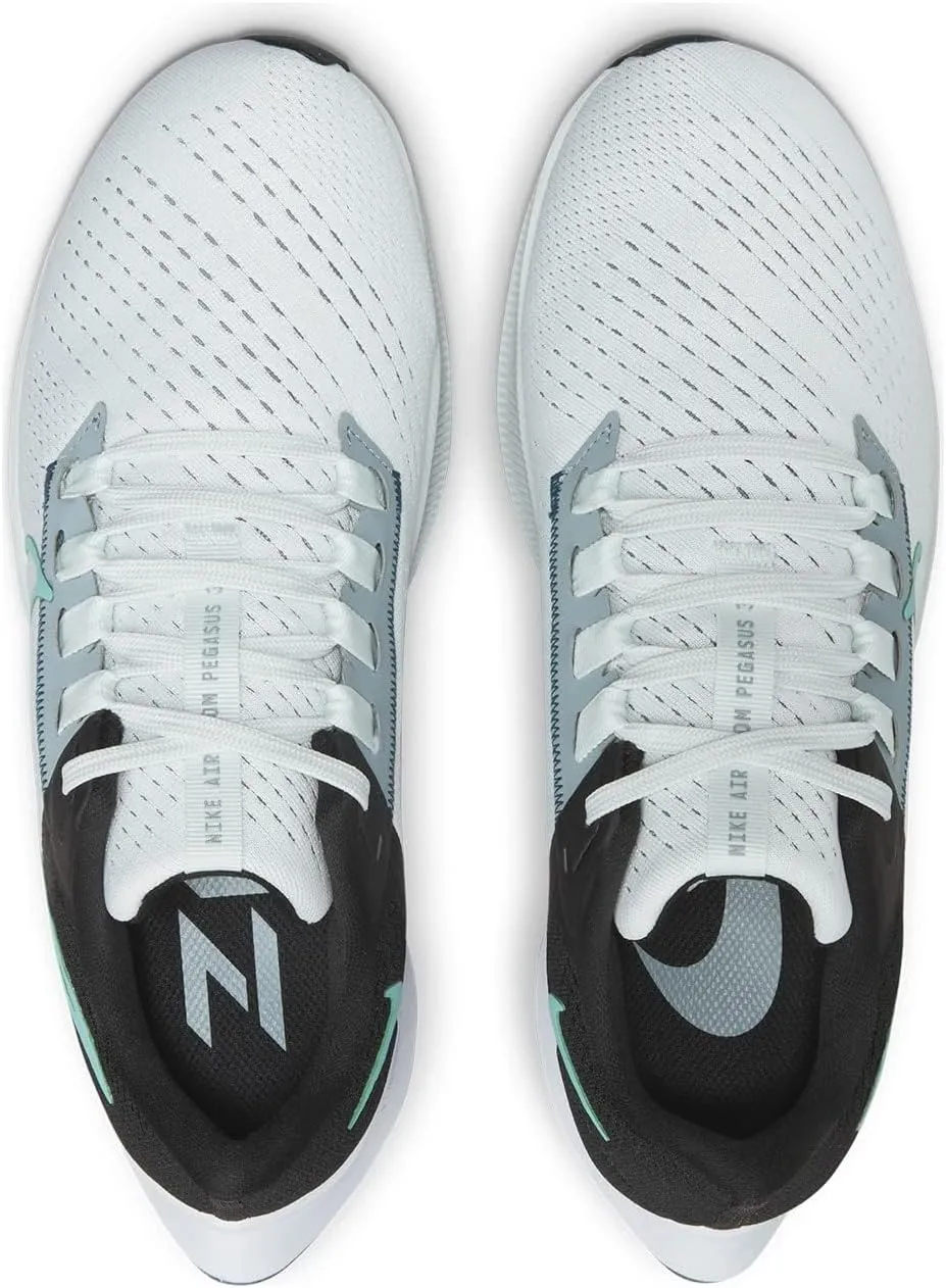 NIKE Women's Sneaker