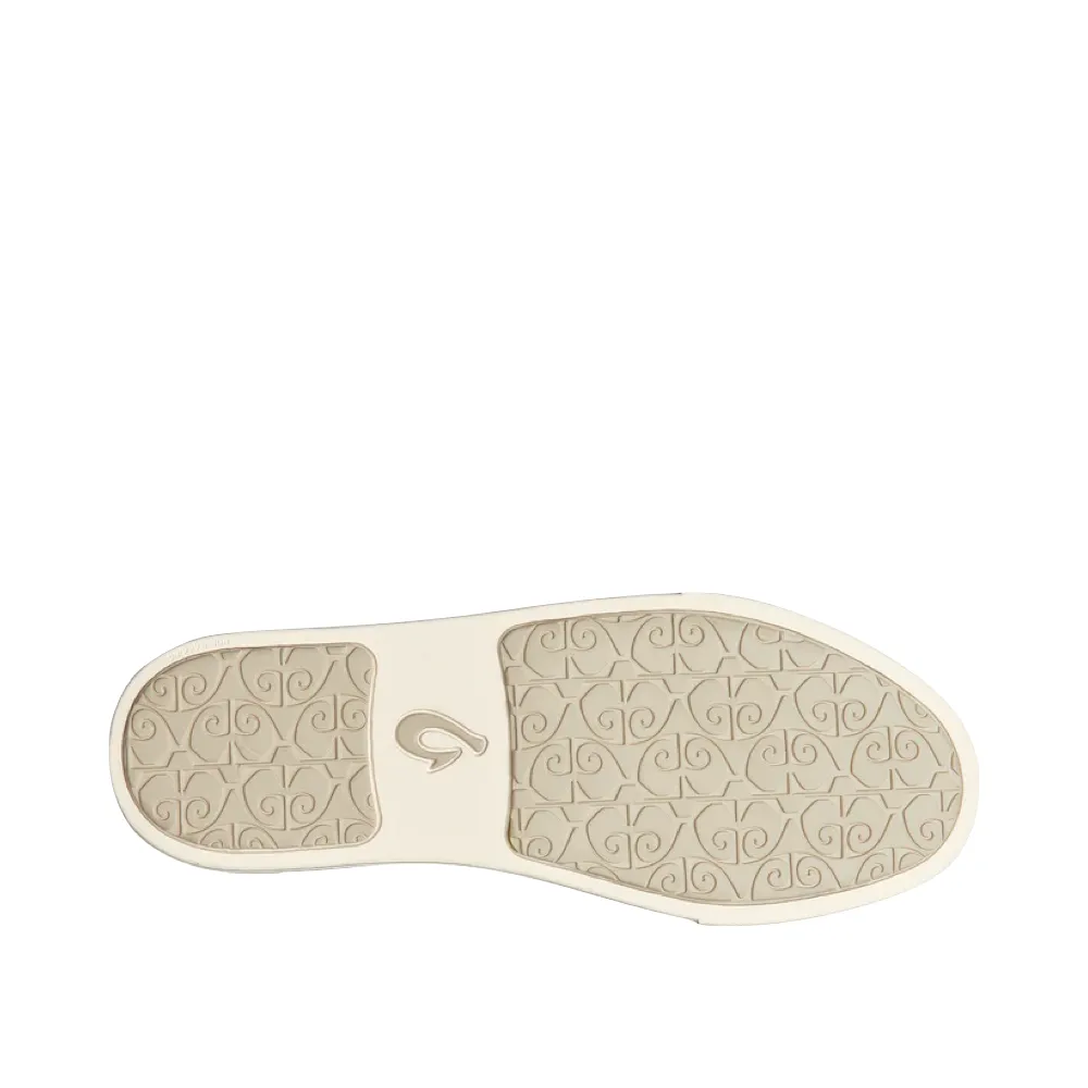 OluKai Women's Pehuea Lī Mesh Lace Sneaker in Tapa