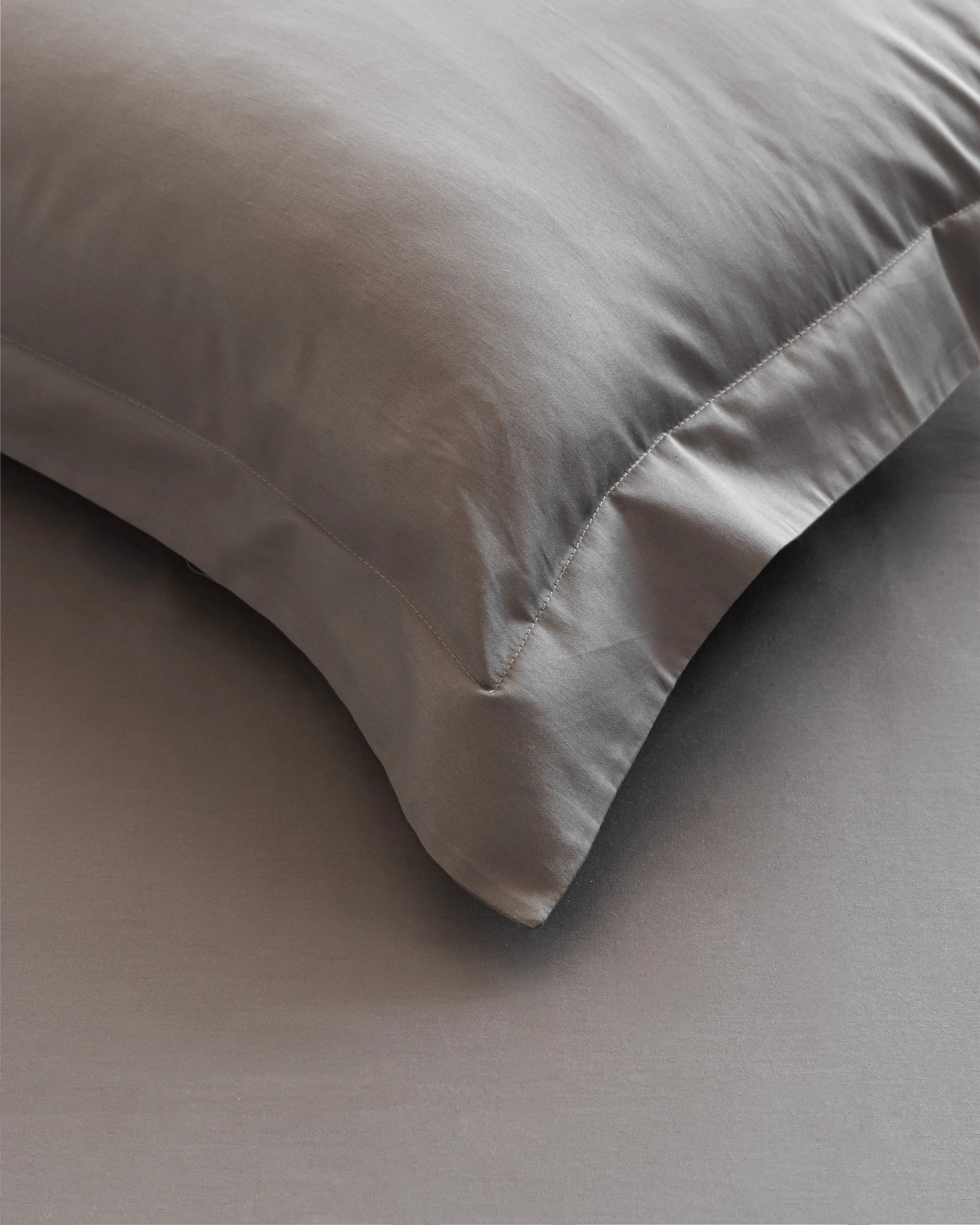 Quintessential Flat Sheet Ash