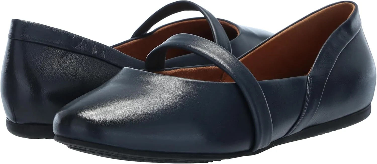 SoftWalk Women's Samara Mary Jane Flat