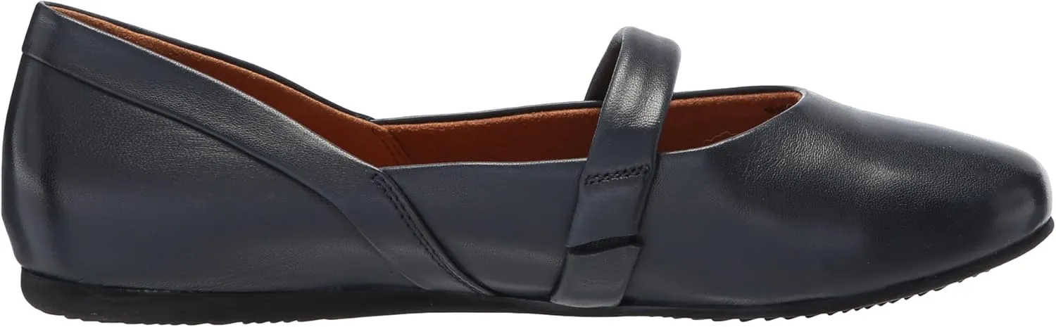 SoftWalk Women's Samara Mary Jane Flat