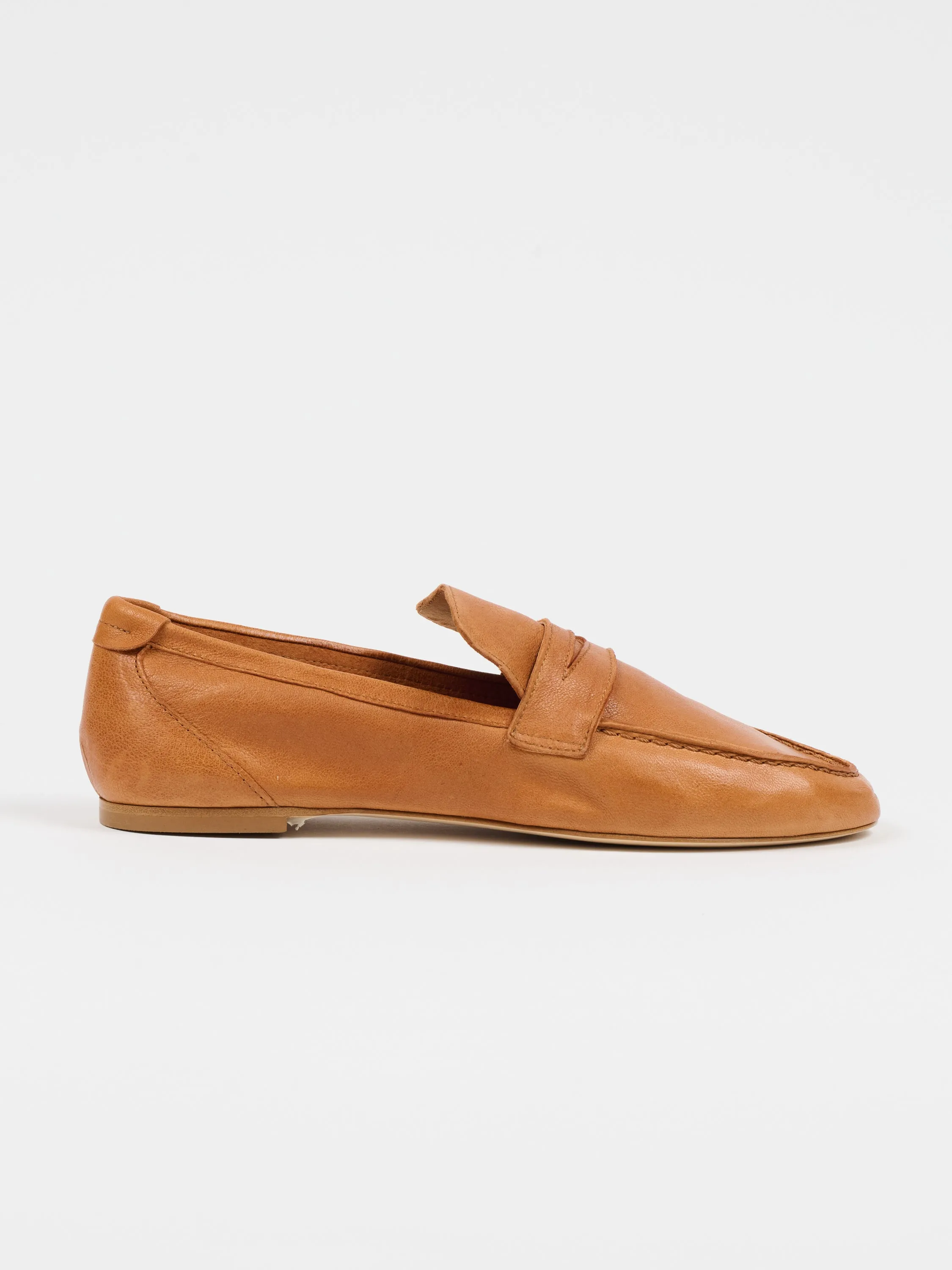 The Unlined Penny Loafer in Cuoio