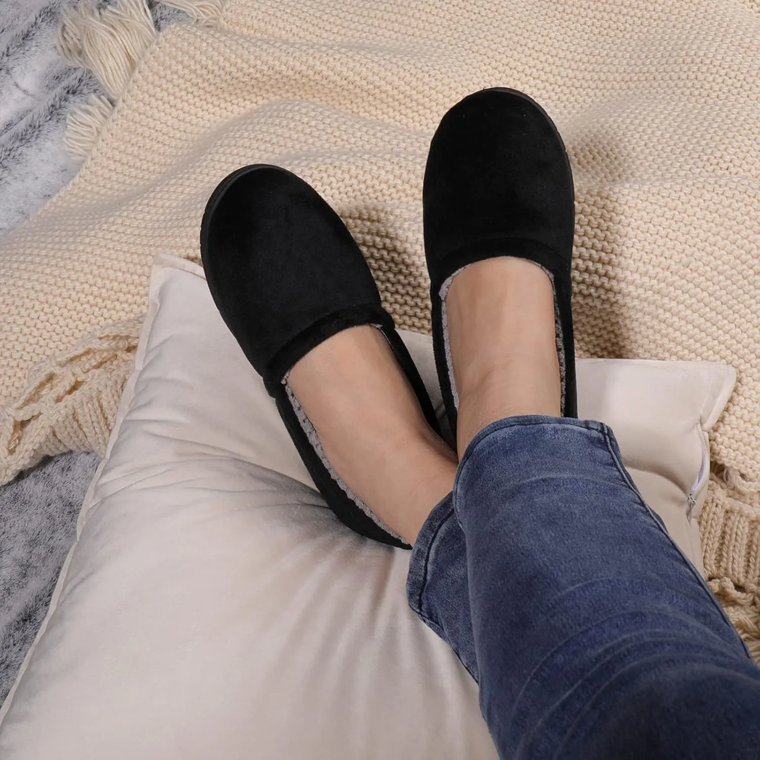 ULTRAIDEAS Women's Grace Closed Back Slippers, Memory Foam Loafer House Shoes with Rubber Sole