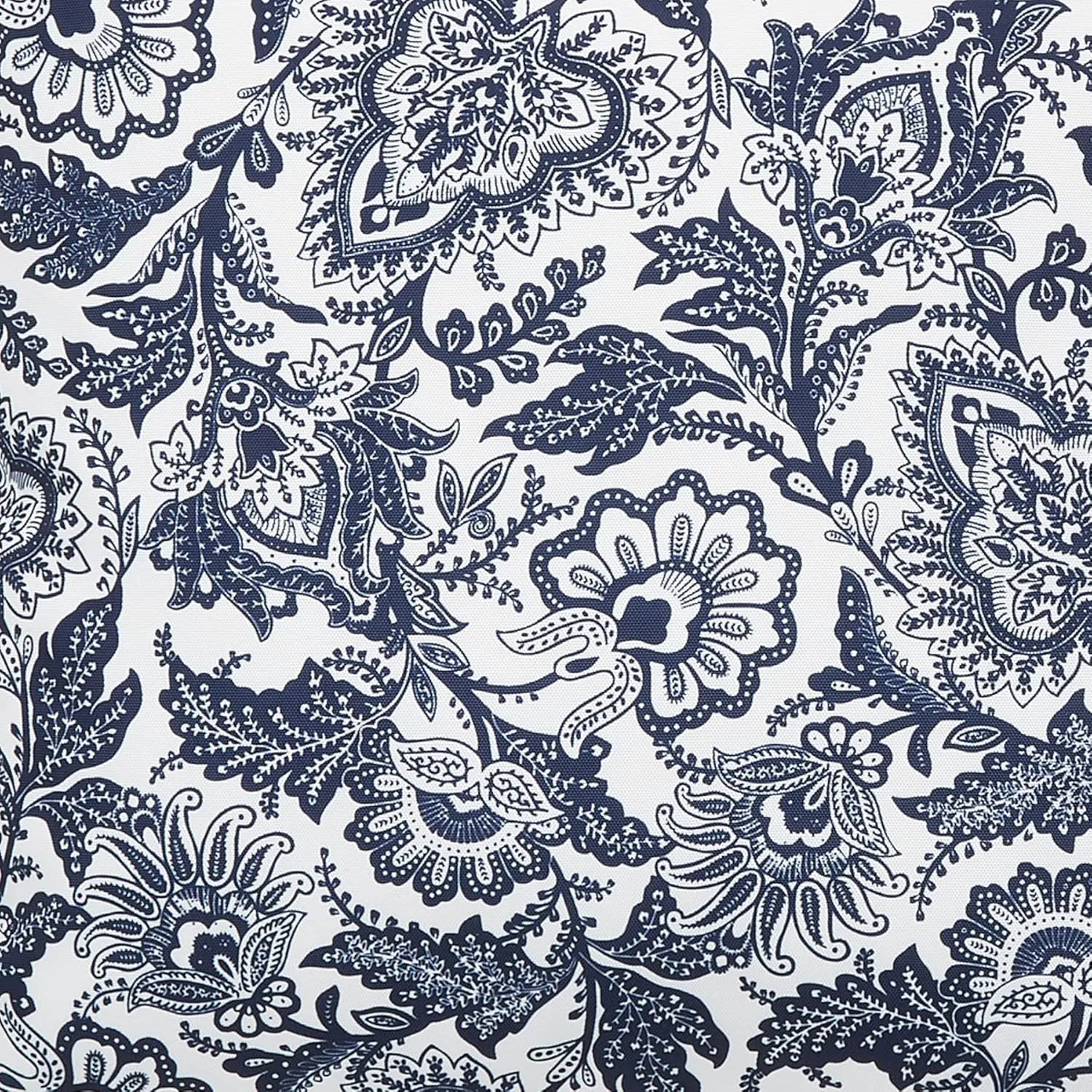 Vera Bradley Women's Recycled Lighten Up Water-resistant Indoor/Outdoor Throw Pillow With Hypoallergenic Insert, Java Navy & White, One Size