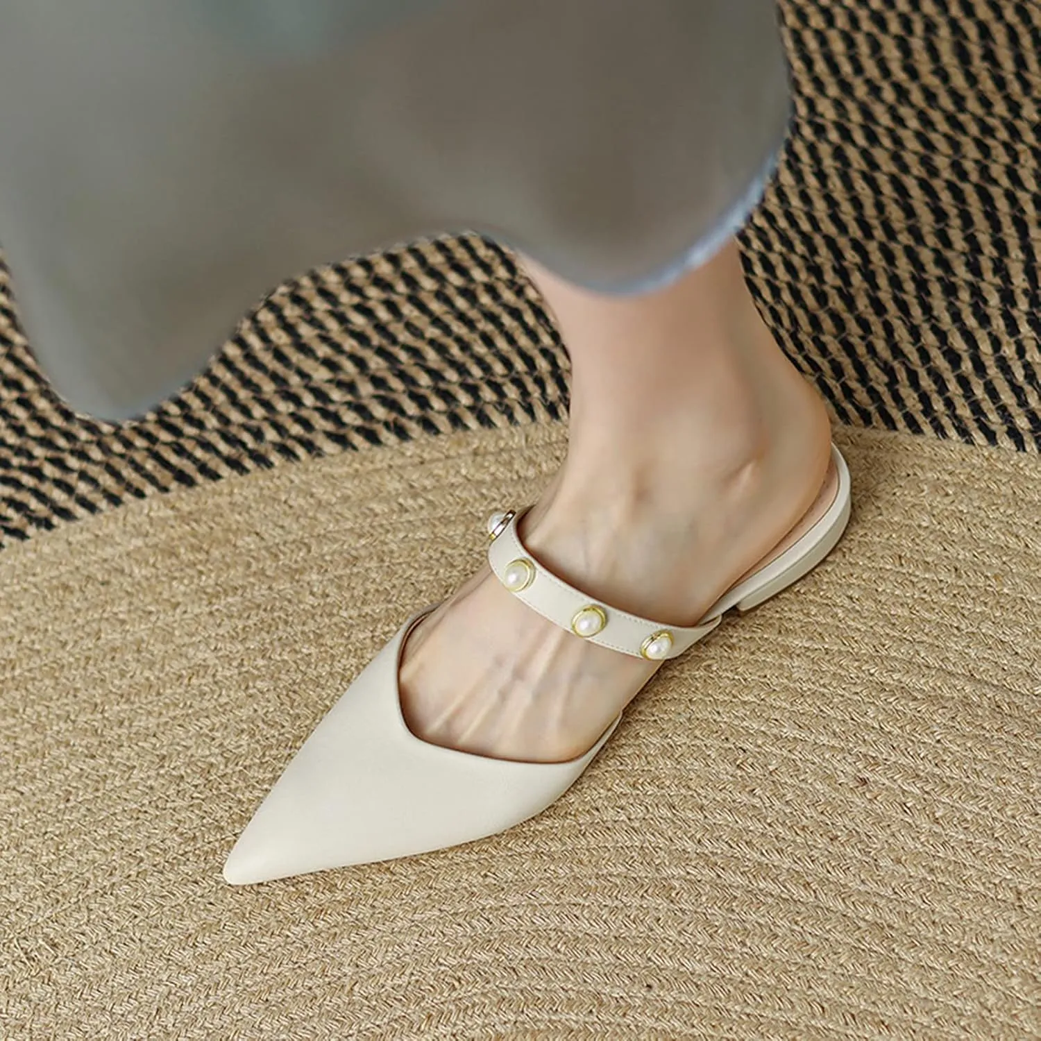 Women's Pointed Toe Mules Sandals Backless Slip On Pearl Strap Dressy Mary Jane Slides Flat Shoes