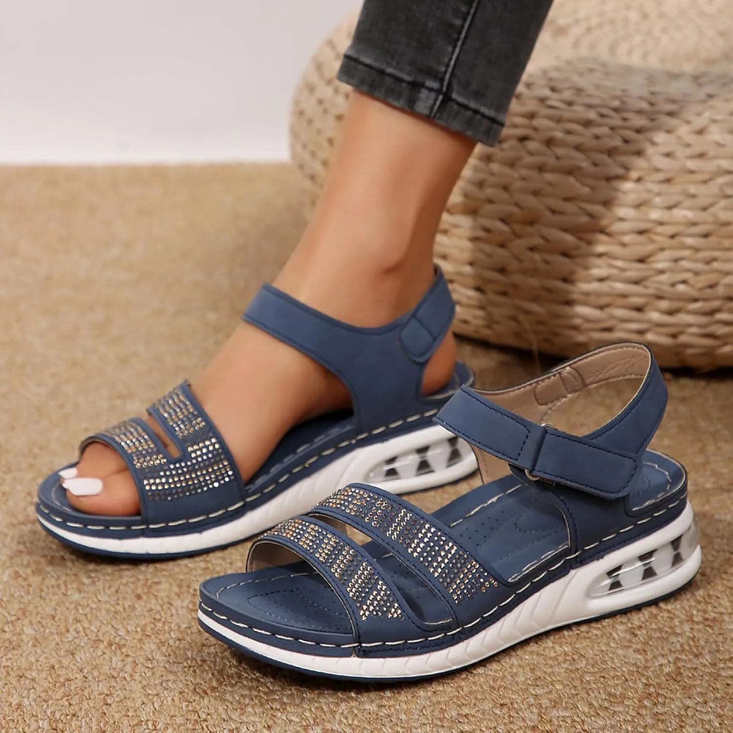 Women's Round Toe Flat Arch Support Wide Width Walking Running Back Ankle Strap Soft Cushion Low Platform Sandals